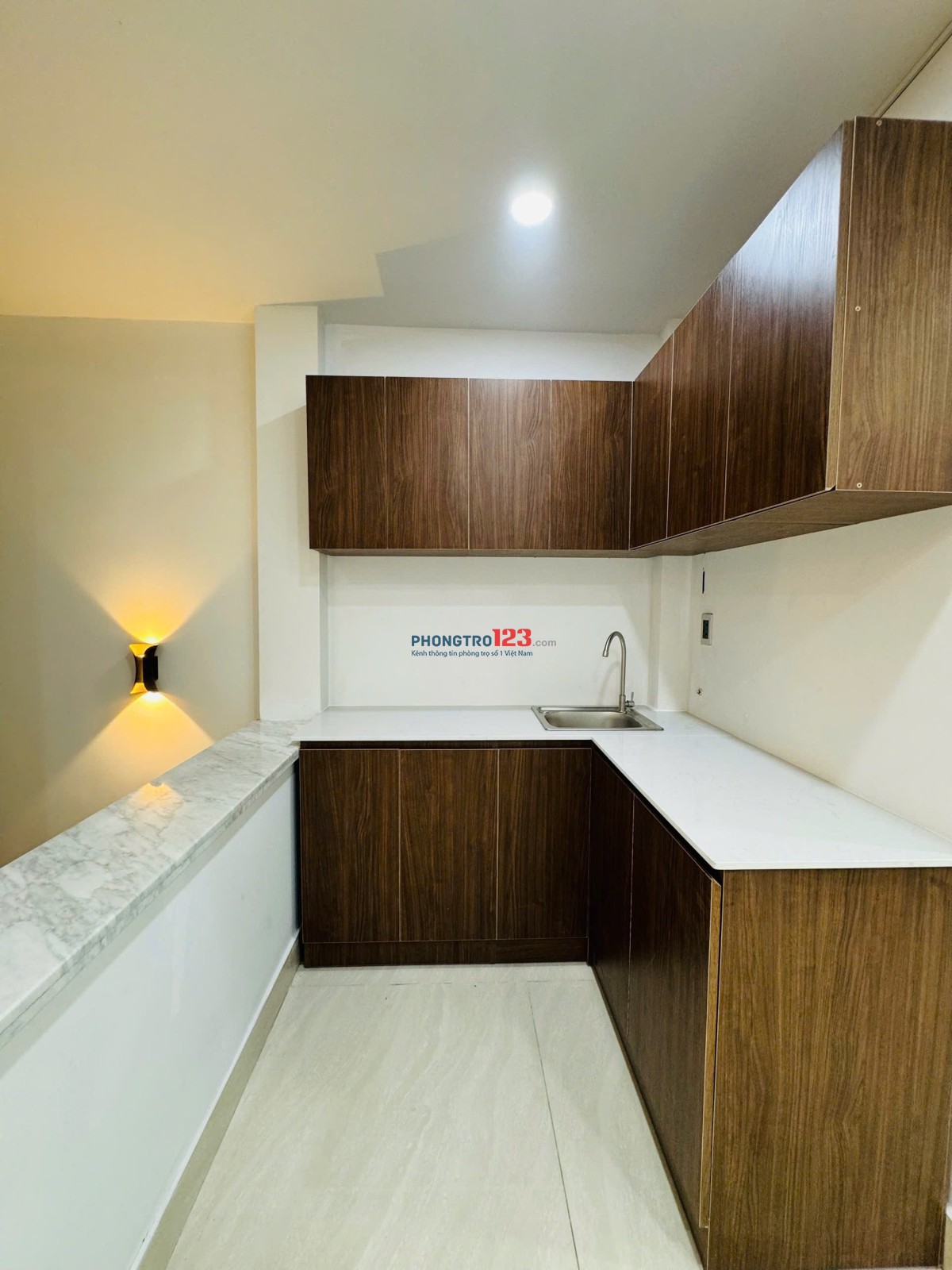Penthouse 80m2 mới keng trống sẵn ngay công viên Hoàng Văn Thụ