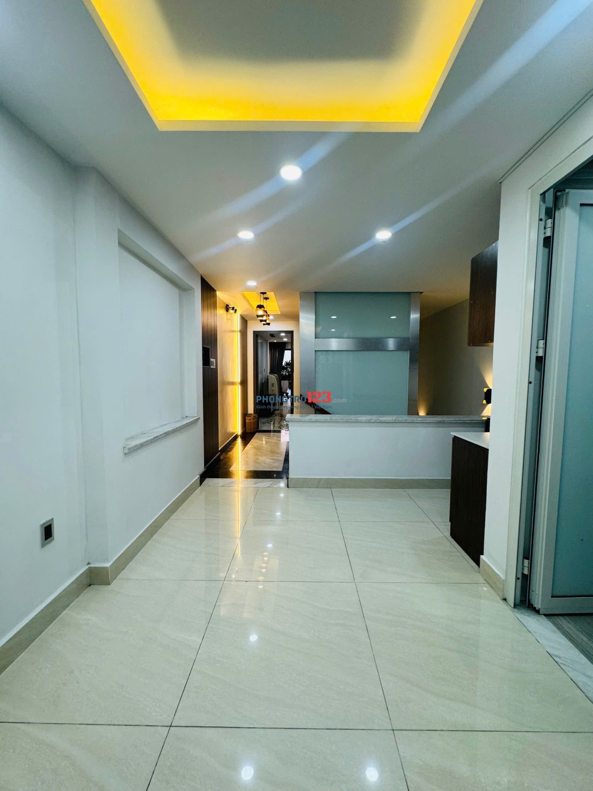 Penthouse 80m2 mới keng trống sẵn ngay công viên Hoàng Văn Thụ