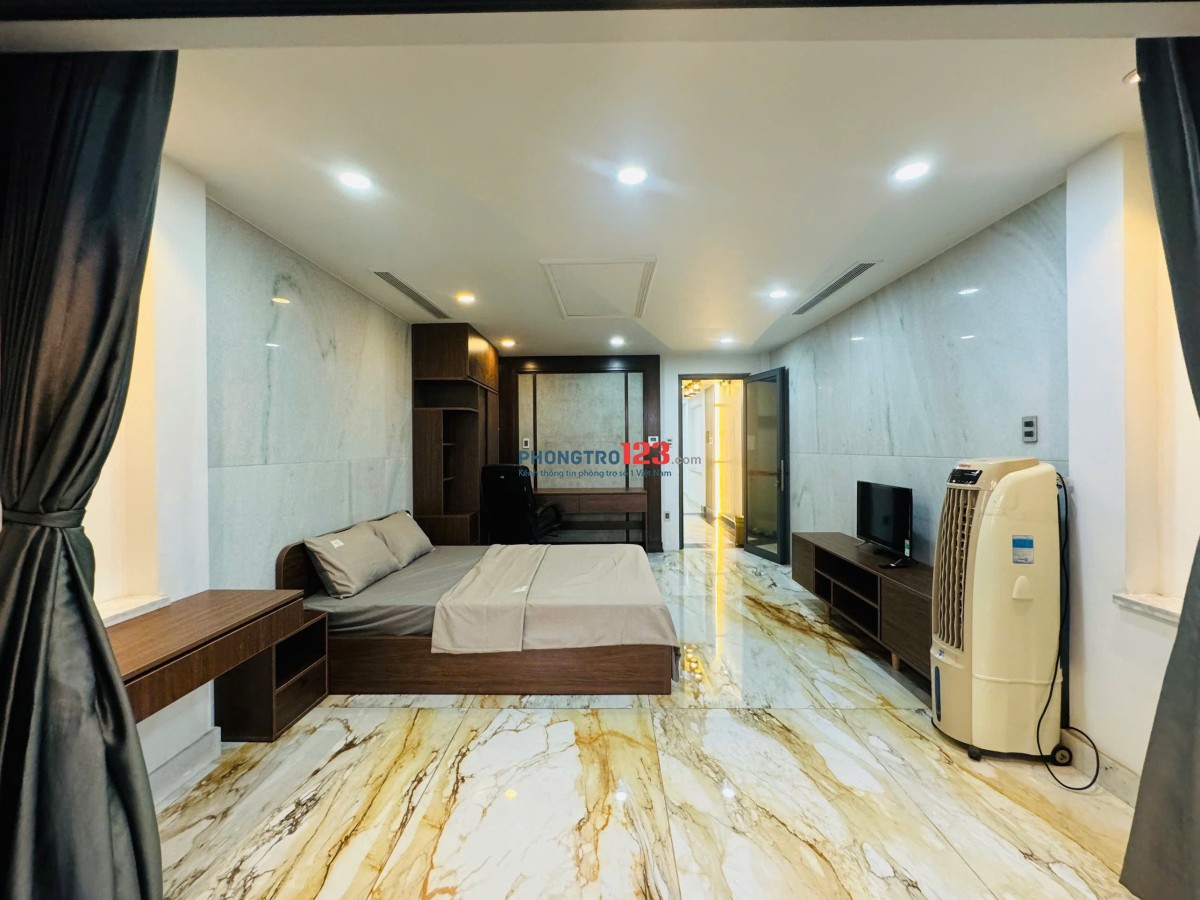 Penthouse 80m2 mới keng trống sẵn ngay công viên Hoàng Văn Thụ