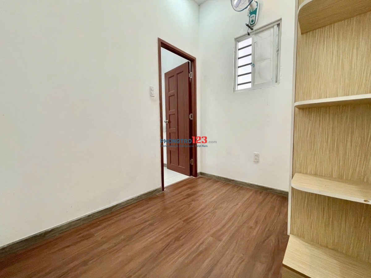 Cho Thuê Phòng Trọ Gần Ga T3 Tân Sơn Nhất, Khu Công Nghiệp Tân Bình, 1 Phòng Ngủ, Etown Cộng Hoà