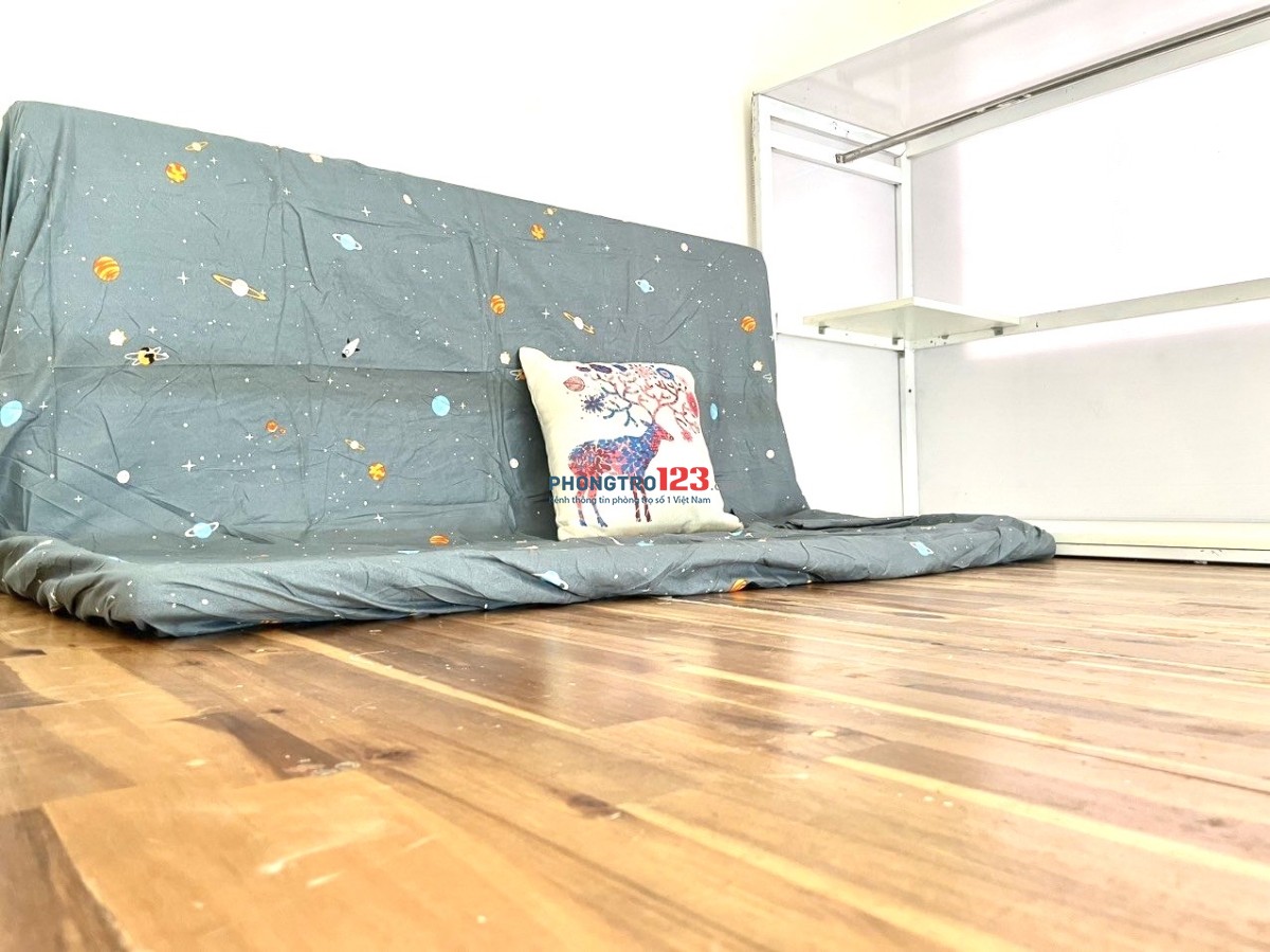 NHÀ SÂN RIÊNG 7tr6 - 2 PHÒNG, M. LẠNH, GÁC, WC, BẾP - Bình Thạnh