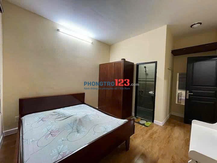 Căn hộ Miếu Nổi, tại đường Vũ Huy Tấn, P3, Bình Thạnh - 70m2, 2pn nột thất 11tr