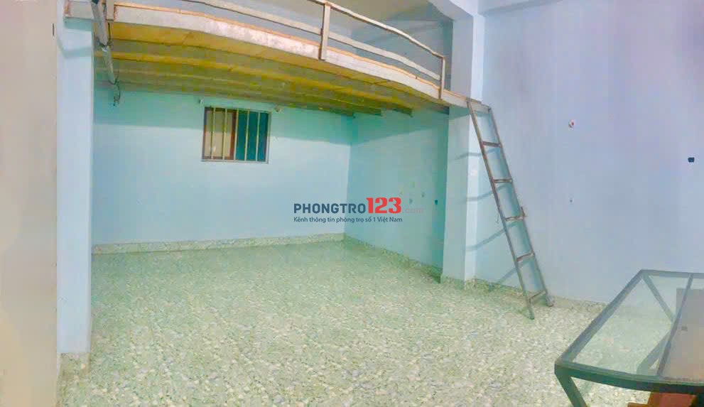Phòng cho thuê giá chỉ 2.8 - 3.5 triệu không giới hạn số người ở, gần Q10 & Q. TB. Xem phòng ngay!