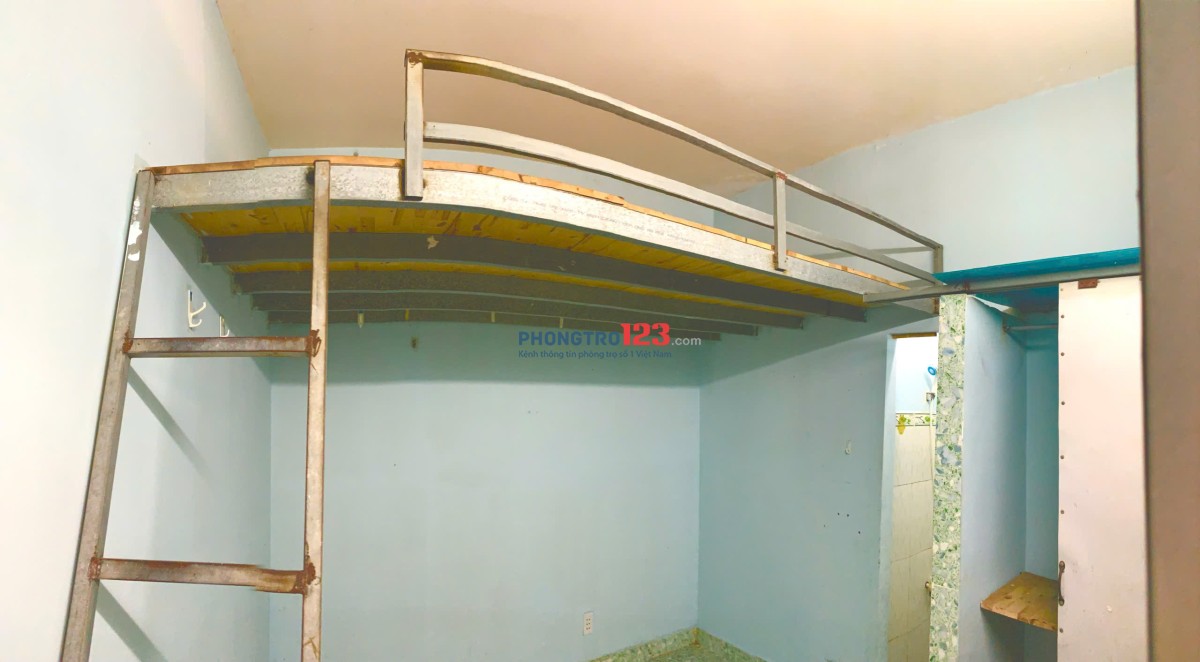Phòng cho thuê giá chỉ 2.8 - 3.5 triệu không giới hạn số người ở, gần Q10 & Q. TB. Xem phòng ngay!