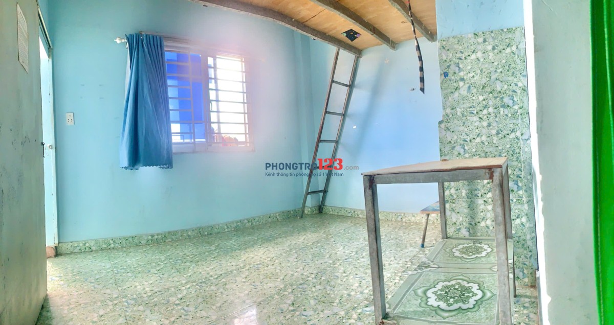Phòng cho thuê giá chỉ 2.8 - 3.5 triệu không giới hạn số người ở, gần Q10 & Q. TB. Xem phòng ngay!