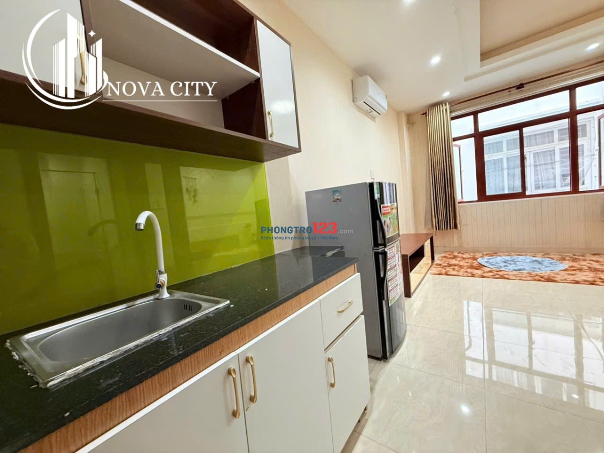 Cho thuê căn hộ cửa sổ lớn giá chỉ 5Tr , phòng rộng bếp xa giường