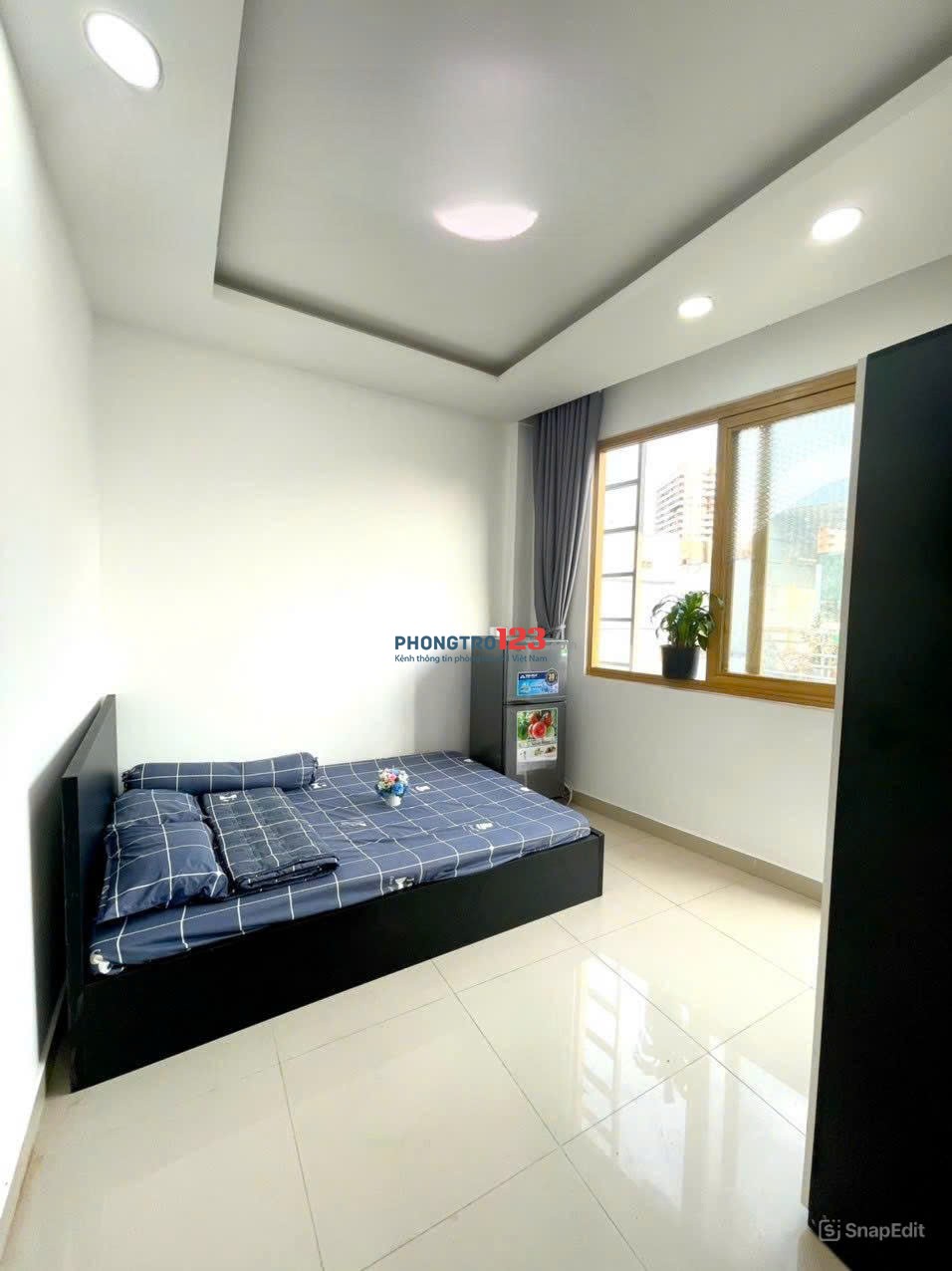 CHO THUÊ PHÒNG BAN CÔNG ĐẦY ĐỦ NỘI THẤT - ĐƯỜNG LỚN OTO TẠI Q3