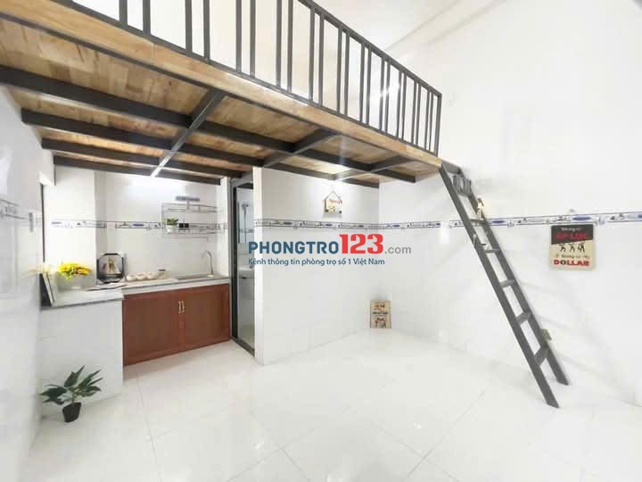 Cho thuê phòng trọ giá rẻ có ban công thoáng mát ngay đường Bạch Đằng p2 Tân Bình