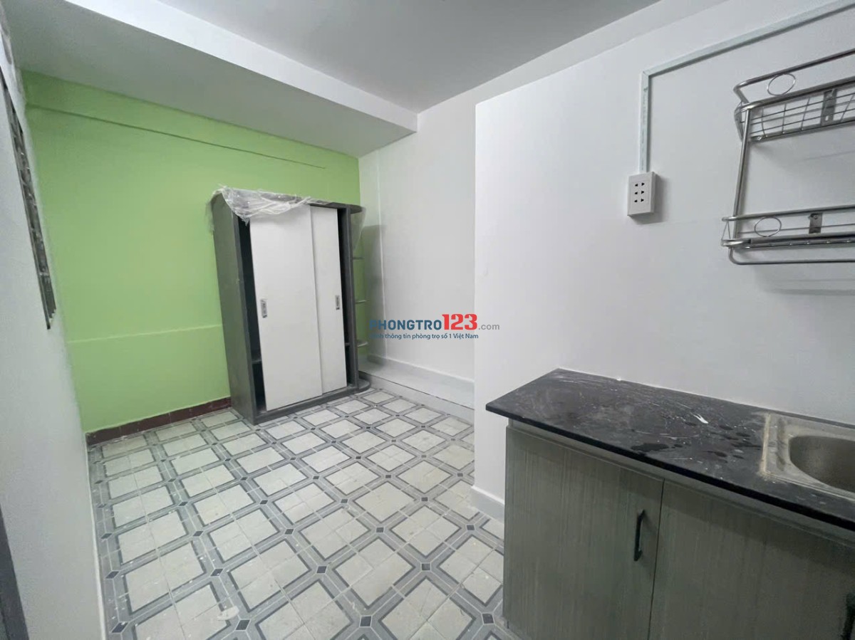 GIẢM 200k SUỐT HỢP ĐỒNG - PHÒNG MỚI NGAY ĐƯỜNG HẬU GIANG, VÒNG XOAY MŨI TÀU