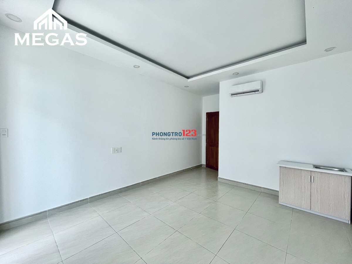 STUDIO - BAN CÔNG GIÁ RẺ TẠI BIG C TRƯỜNG CHINH