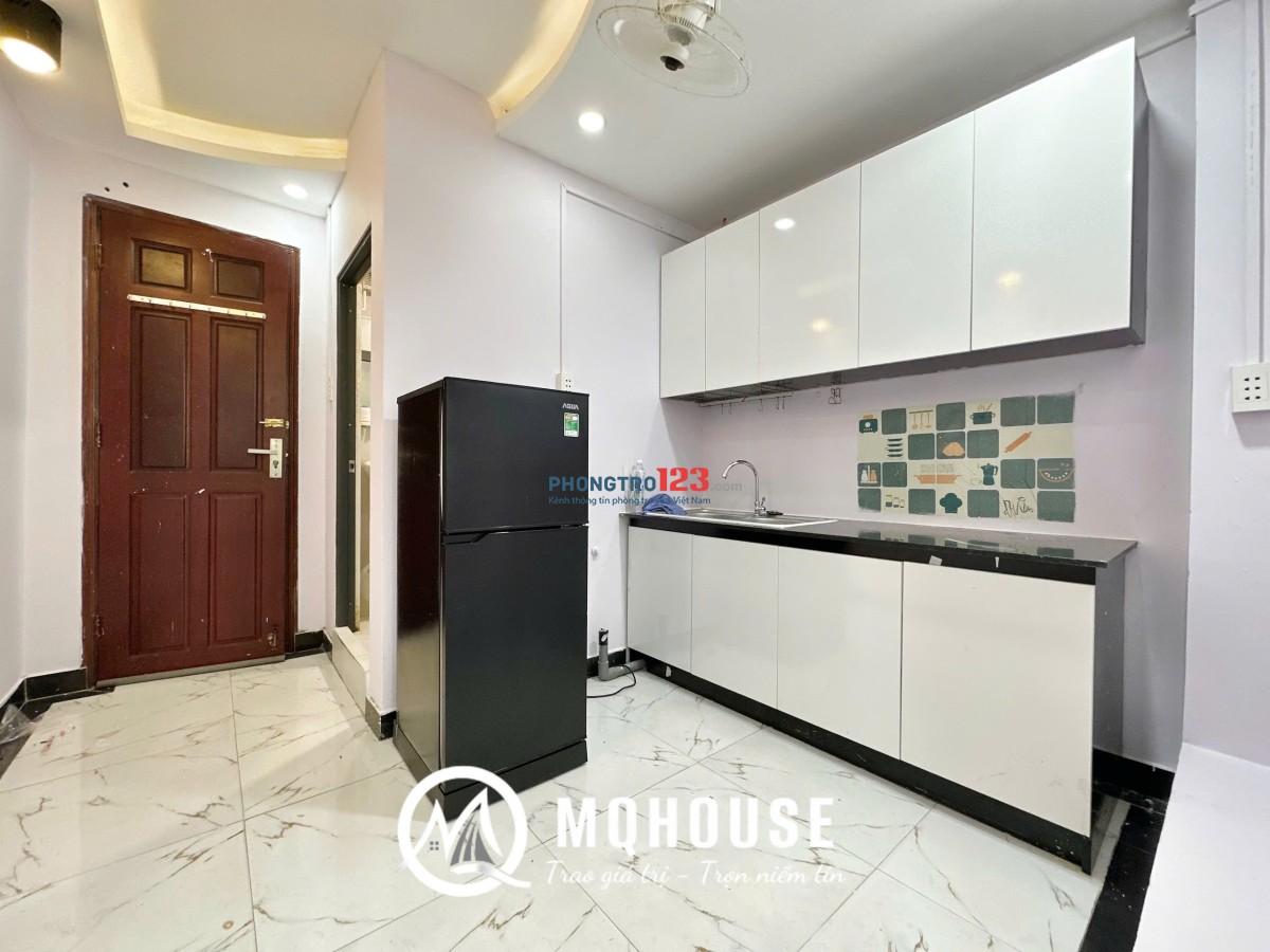 Cho thuê Căn hộ 1PN tách bếp, gần Go Miền Đông, ĐH Huflit, cửa sổ Lớn