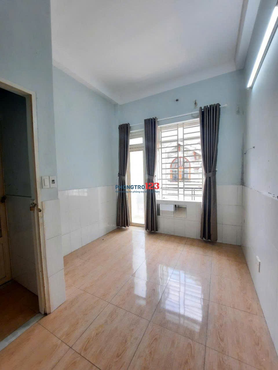 Cho thuê phòng cửa sổ thoáng mát, 3tr1, ở được 2 người, đường Trần Mai Ninh, Tân Bình