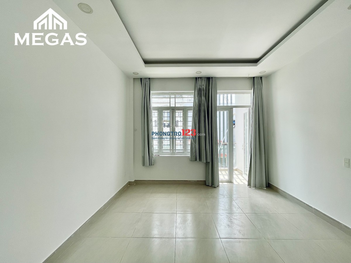 STUDIO - BAN CÔNG GIÁ RẺ TẠI BIG C TRƯỜNG CHINH