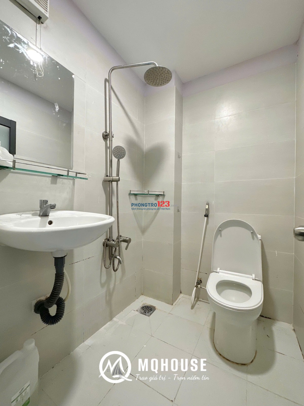 Cho thuê Căn hộ 1PN tách bếp, gần Go Miền Đông, ĐH Huflit, cửa sổ Lớn
