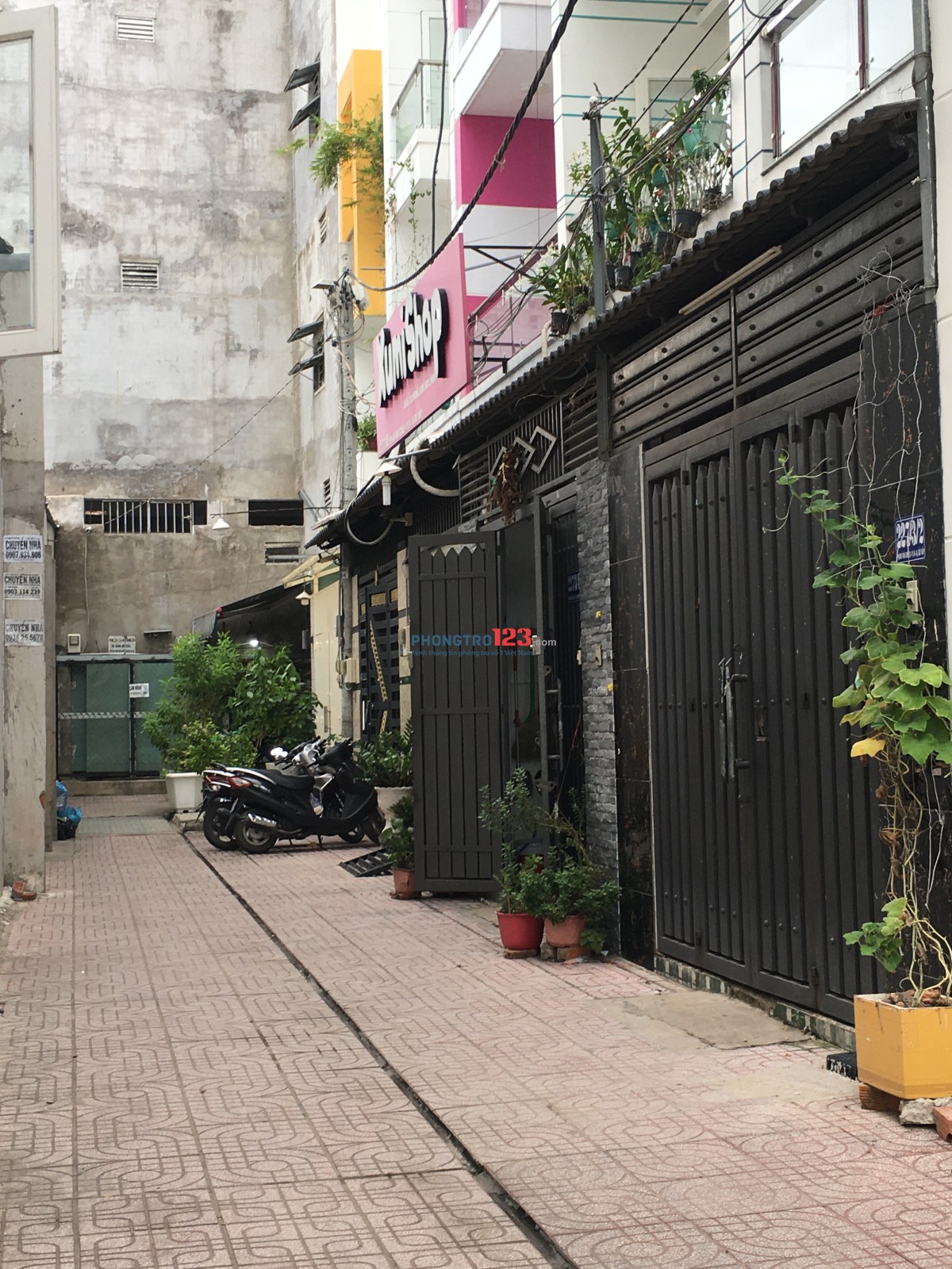 Cho thuê nhà nguyên căn 1 trệt 3 lầu, hẻm xe hơi ( hẻm cụt) đường Phạm Văn Chiêu, Gò Vấp