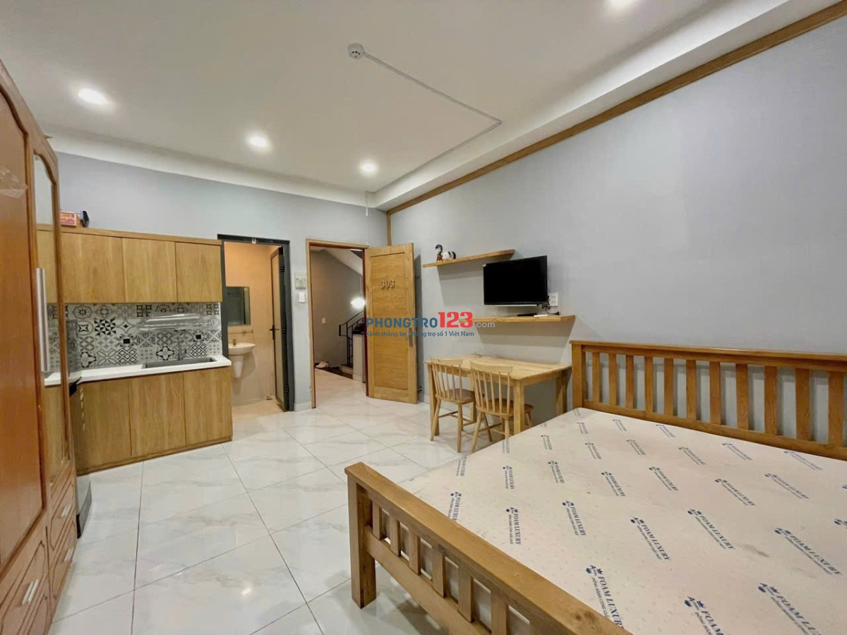 Thuê Ngay Căn Hộ Full Nội Thất Tại Nguyễn Xí, Bình Thạnh,Gần Ngã Tư Hàng Xanh