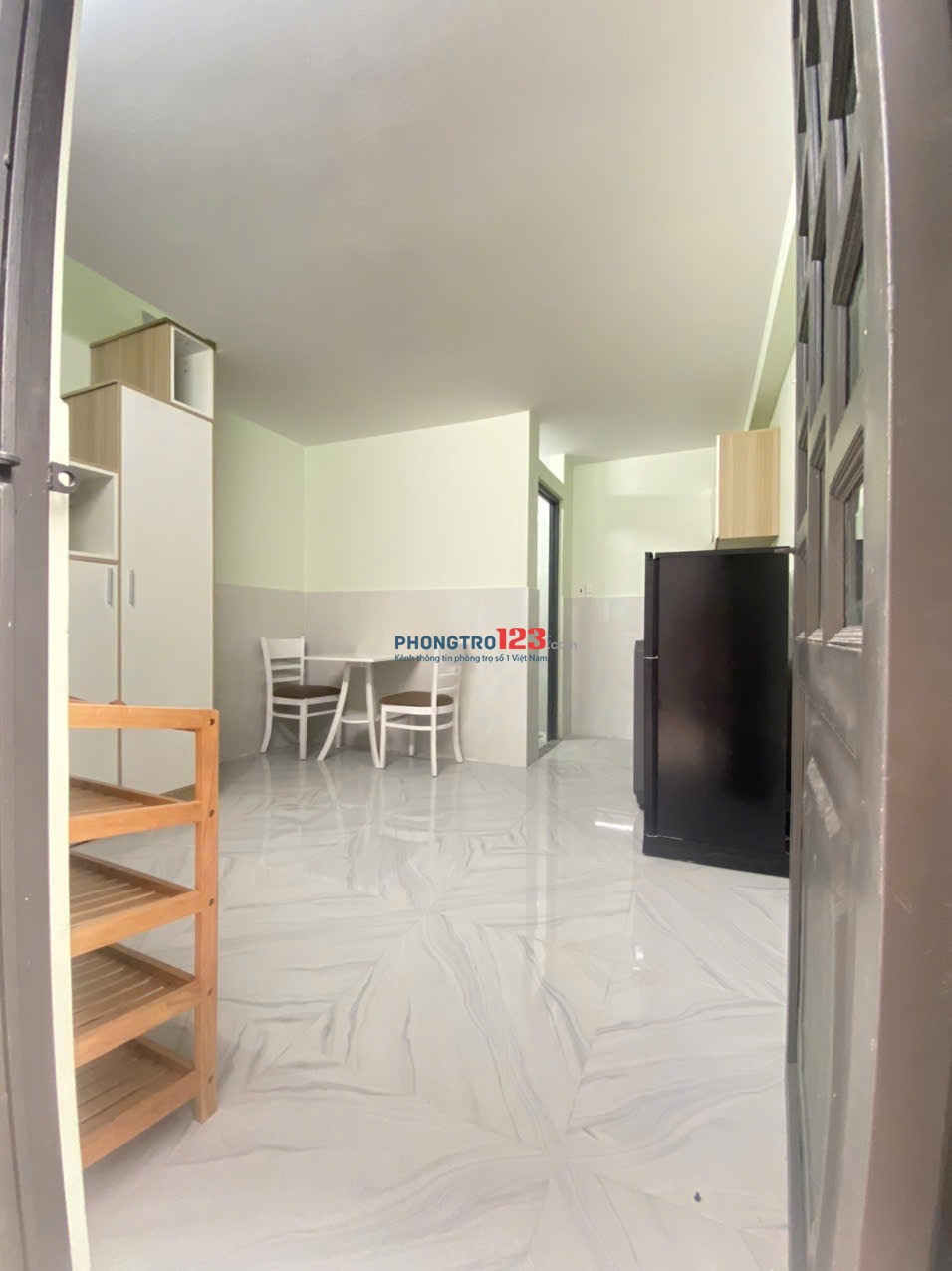 1 TRỆT 1 GÁC RIÊNG BIỆT GIÁ RẺ TẠI HUỲNH VĂN NGHỆ