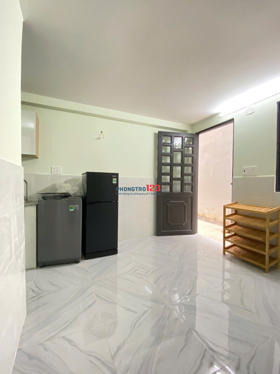 1 TRỆT 1 GÁC RIÊNG BIỆT GIÁ RẺ TẠI HUỲNH VĂN NGHỆ