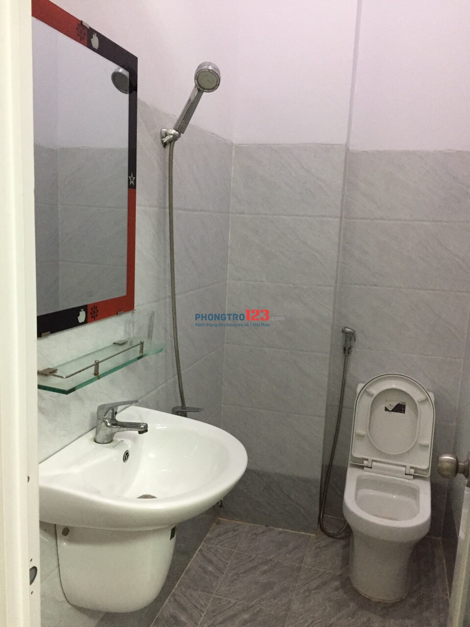 Cho thuê nhà nguyên căn 1 trệt 3 lầu, hẻm xe hơi ( hẻm cụt) đường Phạm Văn Chiêu, Gò Vấp