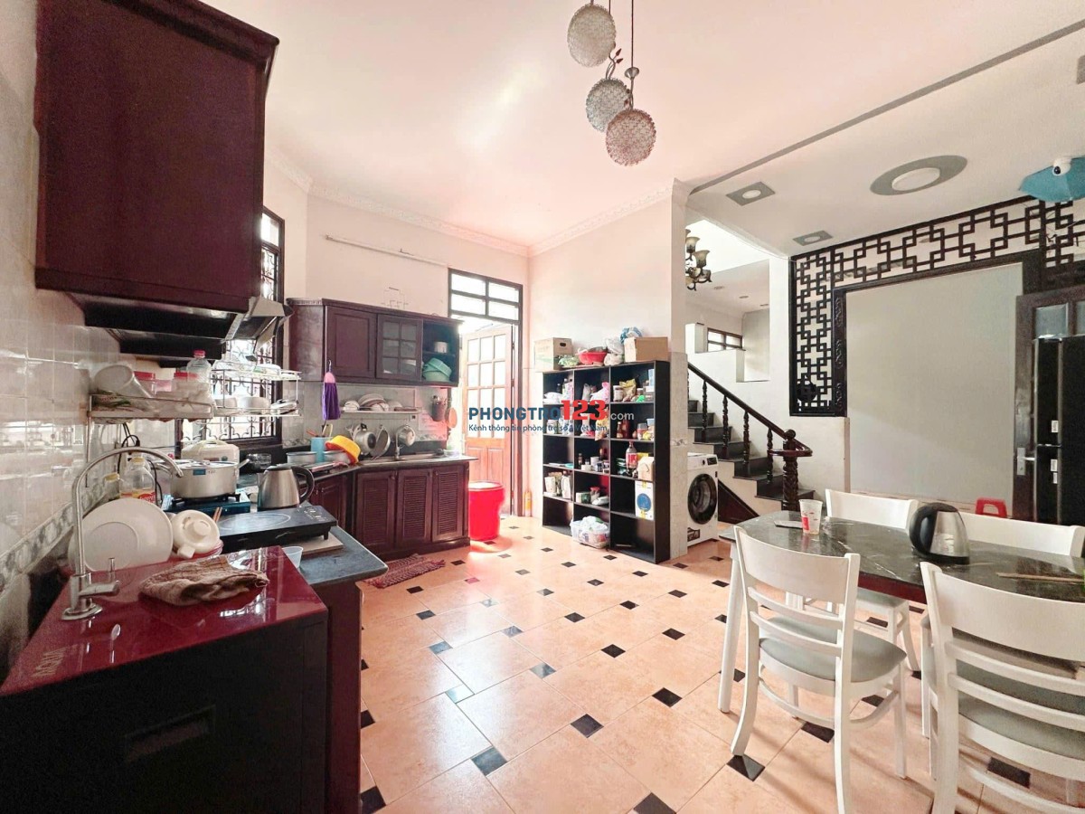 Ở trọ cao cấp đầy đủ tiện nghi bao mọi chi phí nằm trong biệt thự thoáng rộng Trương Đăng Quế p3 GV
