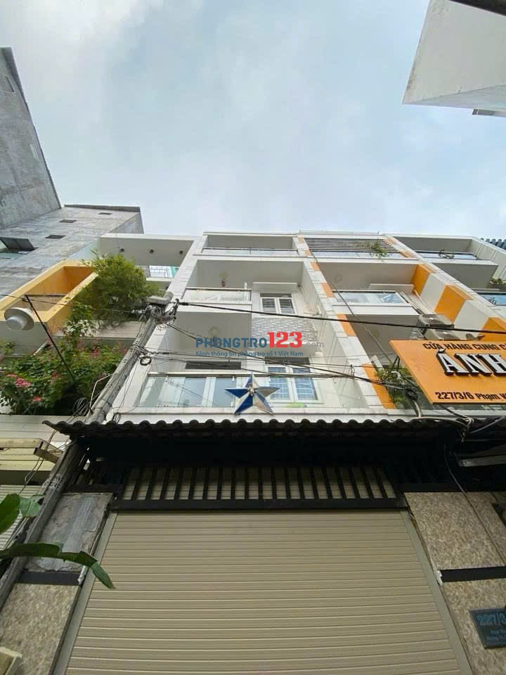 Cho thuê nhà nguyên căn 1 trệt 3 lầu, hẻm xe hơi ( hẻm cụt) đường Phạm Văn Chiêu, Gò Vấp