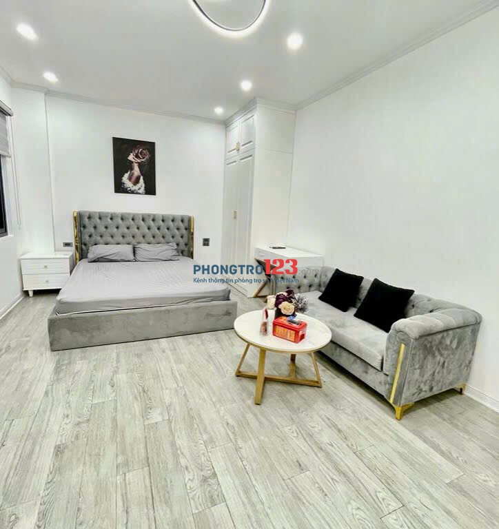 Trống Căn Hộ Cao Cấp - Phong Cách Châu Âu - Ngõ 176 Đội Cấn - Ba Đình