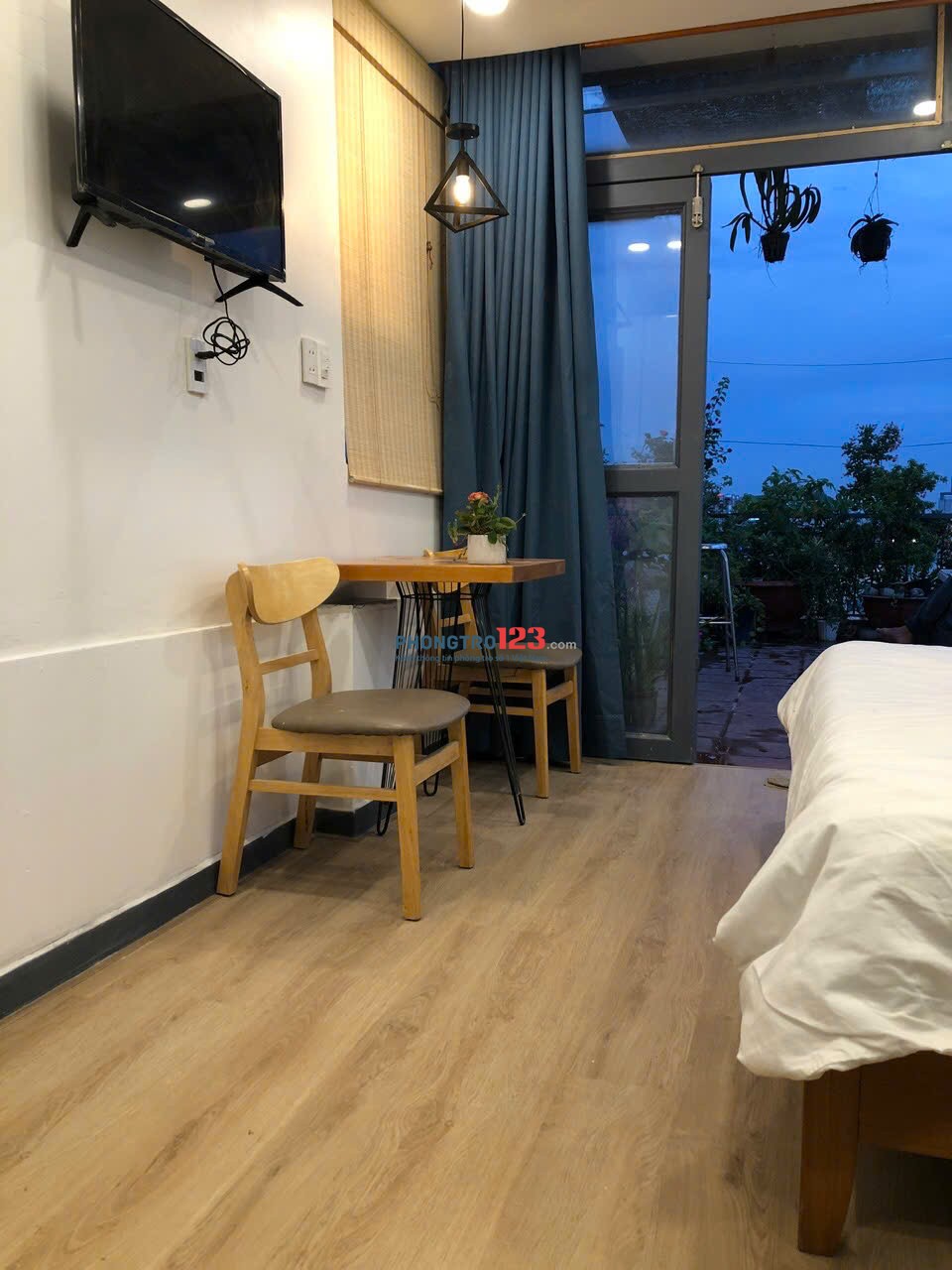 TRỐNG CĂN PENTHOUSE XỊN XÒ - VIEW LANDMARK CHỈ TÍNH ĐIỆN - NGAY TRUNG TÂM QUẬN 2