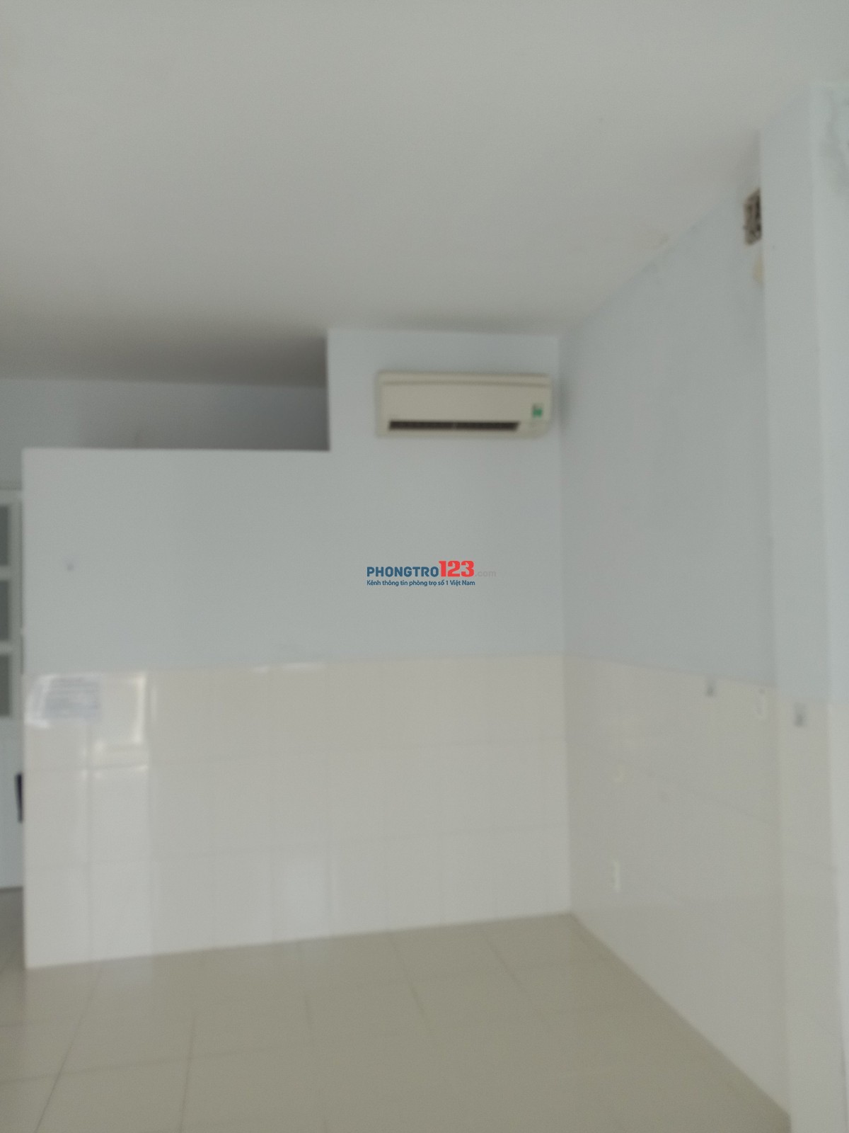 Chính chủ cho thuê phòng trọ ngay trung tâm quận 10, ngay chợ hoa, khu ẩm thực Hồ Thị Kỷ