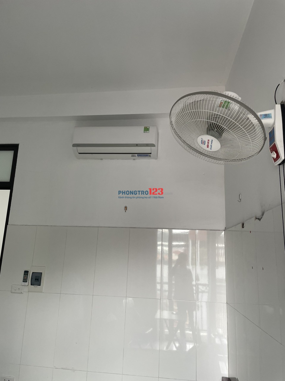 Chính chủ cho thuê nhà phòng trọ tại khu vực lệ mật việt hưng long biên.