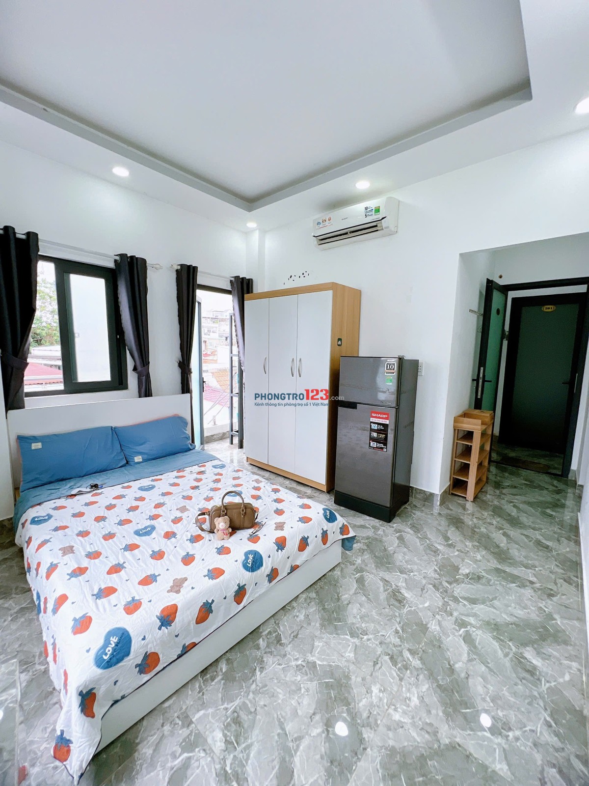 Phòng trọ 28m2 cửa sổ ban công thoáng mát ngay Nơ Trang Long, quận Bình Thạnh