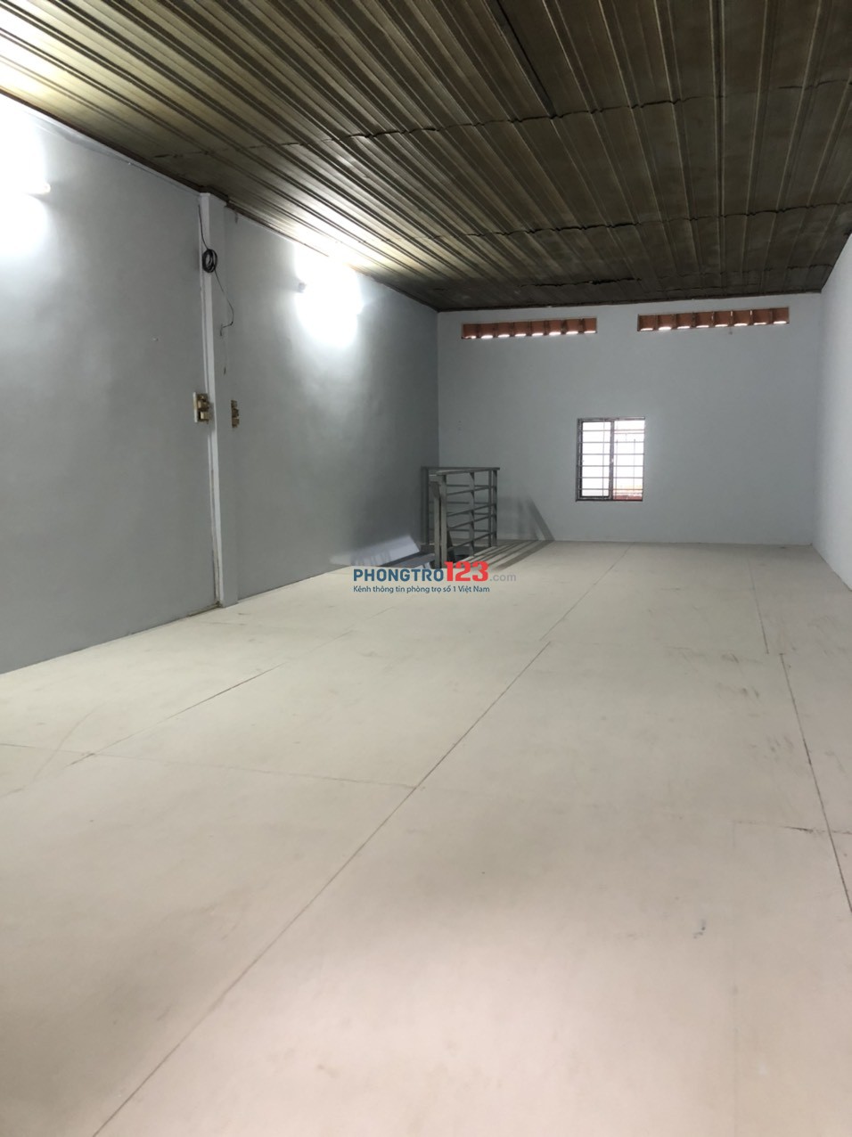 Cho thuê nhà đường Phùng Văn Cung mới sửa, Q.PN, DT: 50 m2, Giá: 8 triệu
