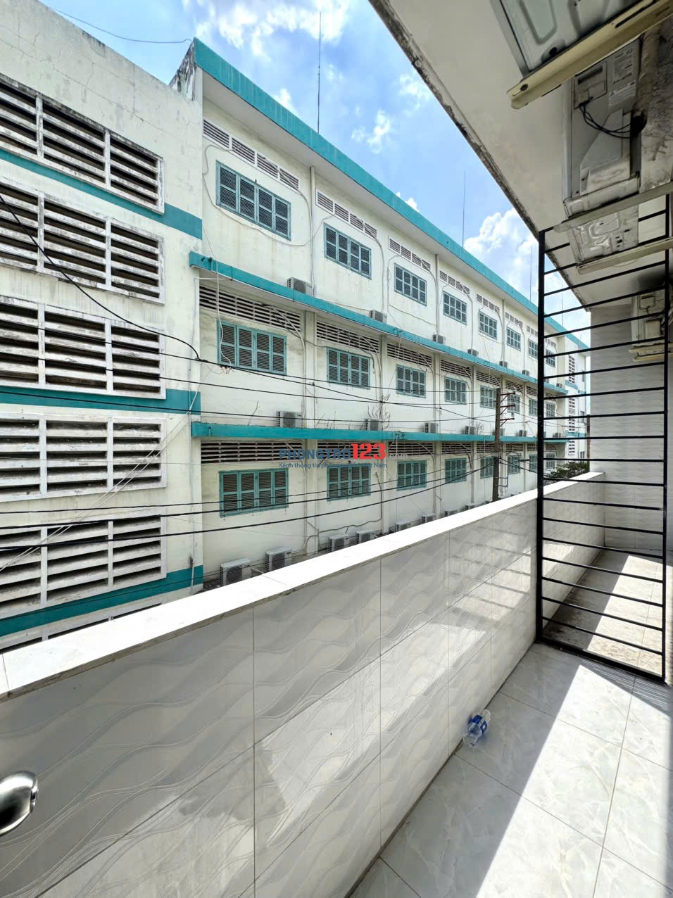 PHÒNG GÁC LỮNG BAN CÔNG 25m2 FULL TIỆN NGHI LÝ THƯỜNG KIỆT NGAY LỮ GIA