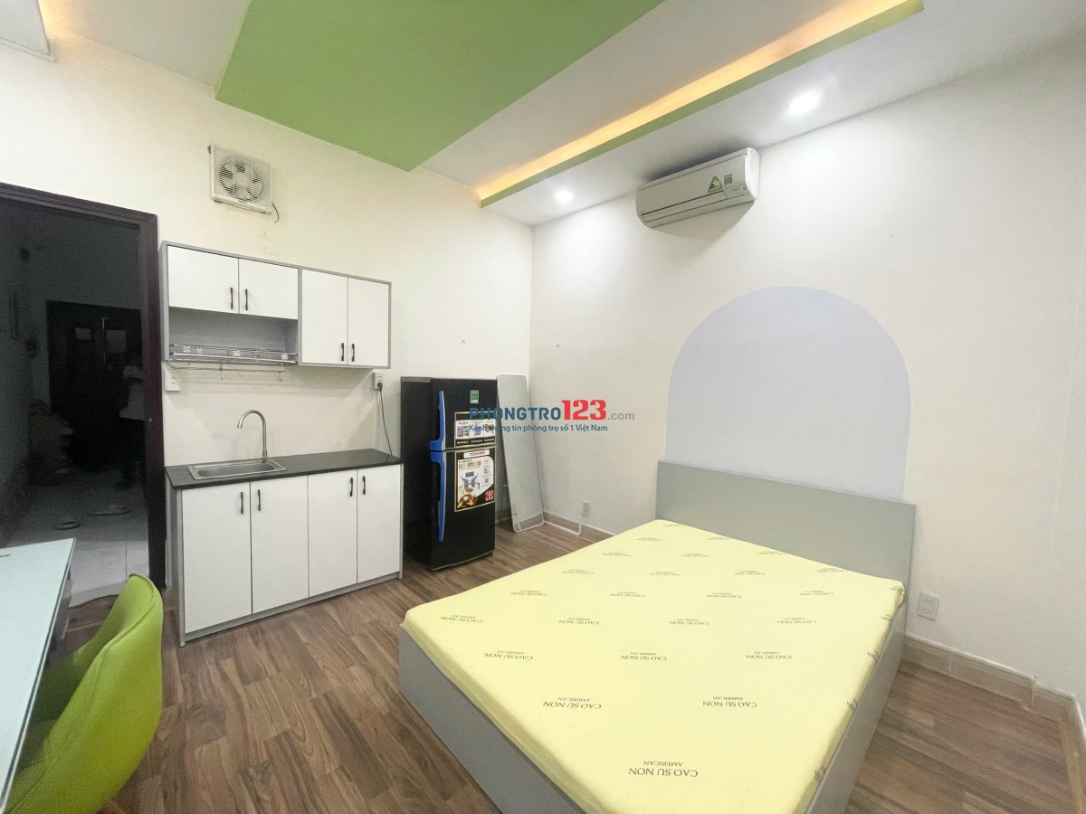 Tìm phòng Q8, chuyên Phạm Hùng Nối dài Ban công cửa sổ Full nội thất