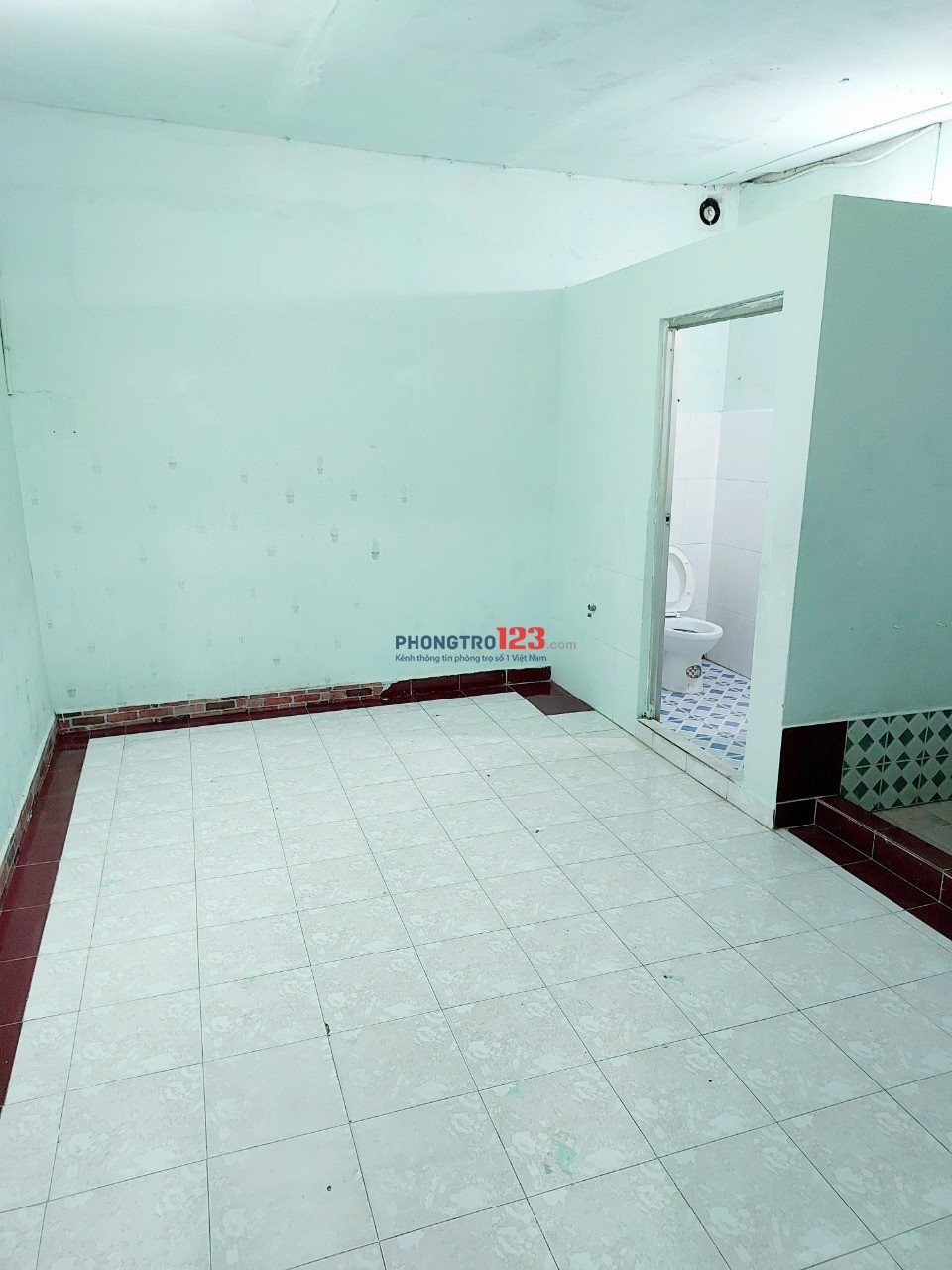 Cho Thuê Phòng Q10.rộng rãi thoải mái.tầng trệt tolet riêng.2tr7 3tr3