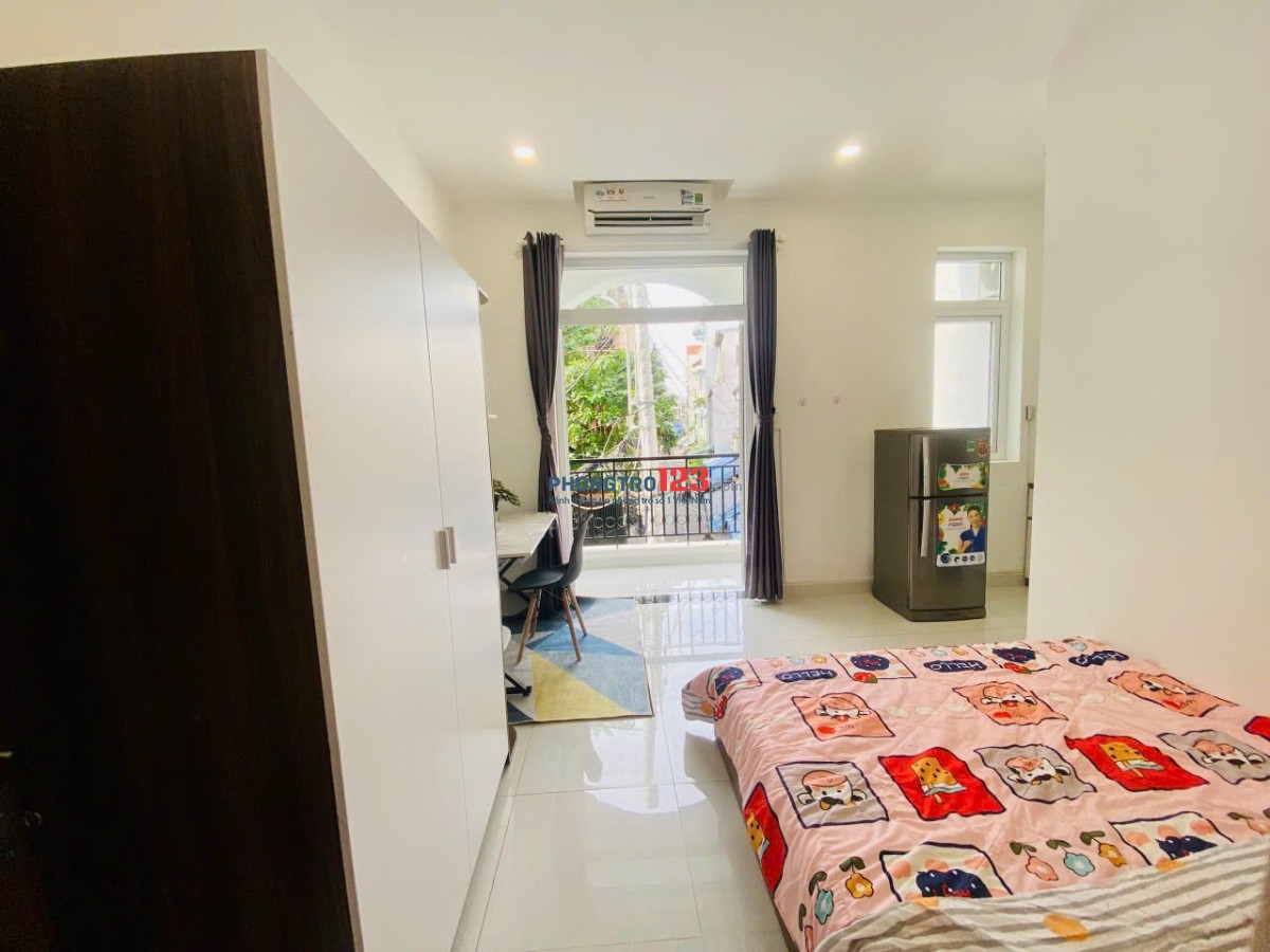 Căn hộ studio ban công - full nội thất ngay chợ Phạm Văn Hai quận Tân Bình