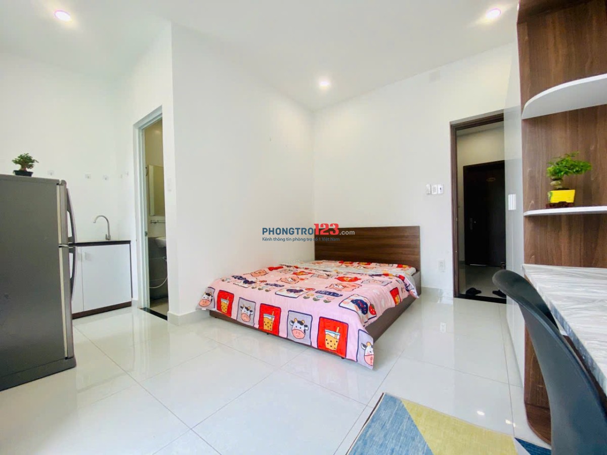 Căn hộ studio ban công - full nội thất ngay chợ Phạm Văn Hai quận Tân Bình