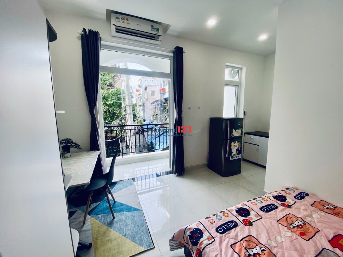 Căn hộ studio ban công - full nội thất ngay chợ Phạm Văn Hai quận Tân Bình