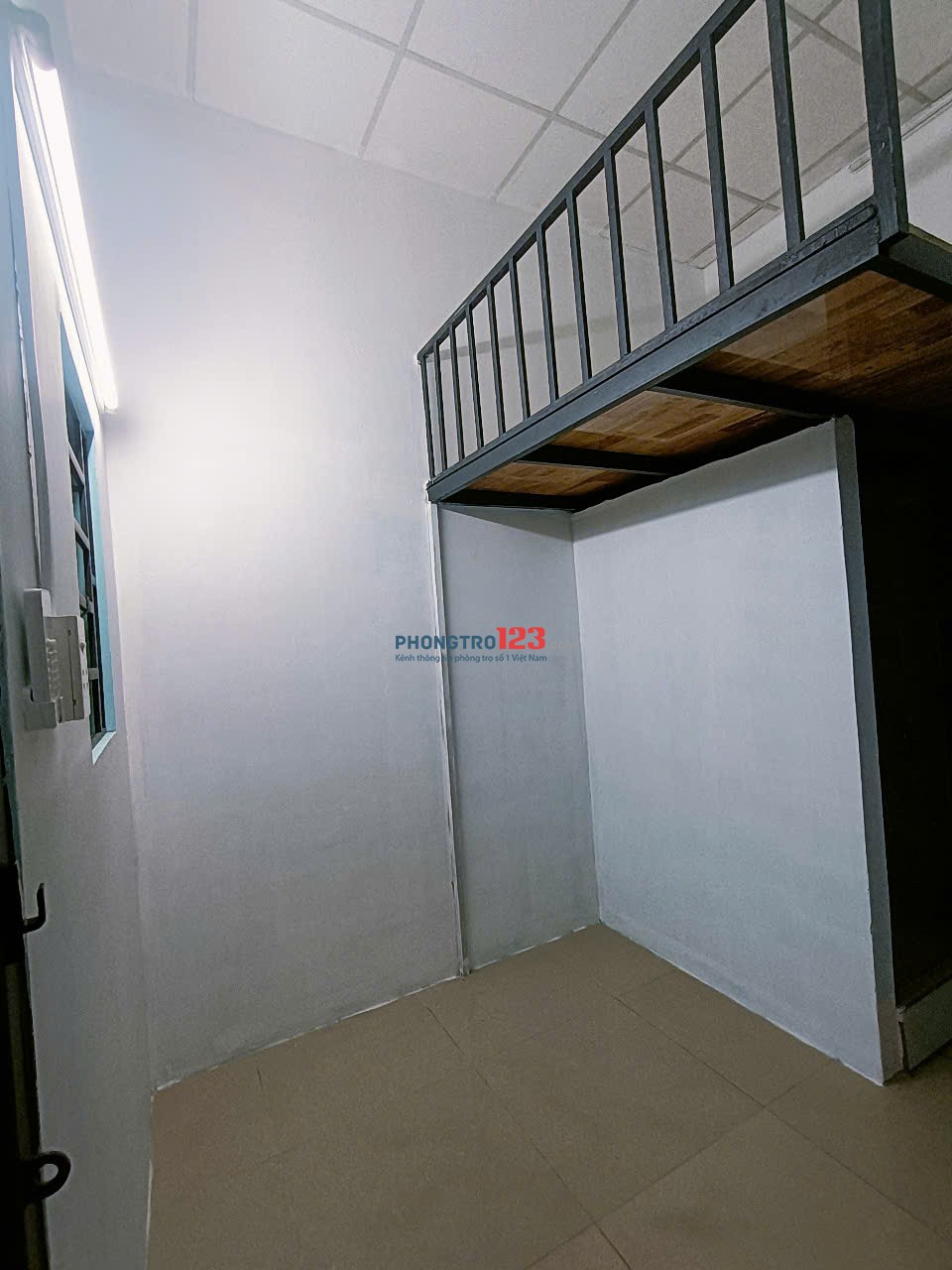 Cho thuê phòng trọ 12m2 tại đào duy anh, phú nhuận