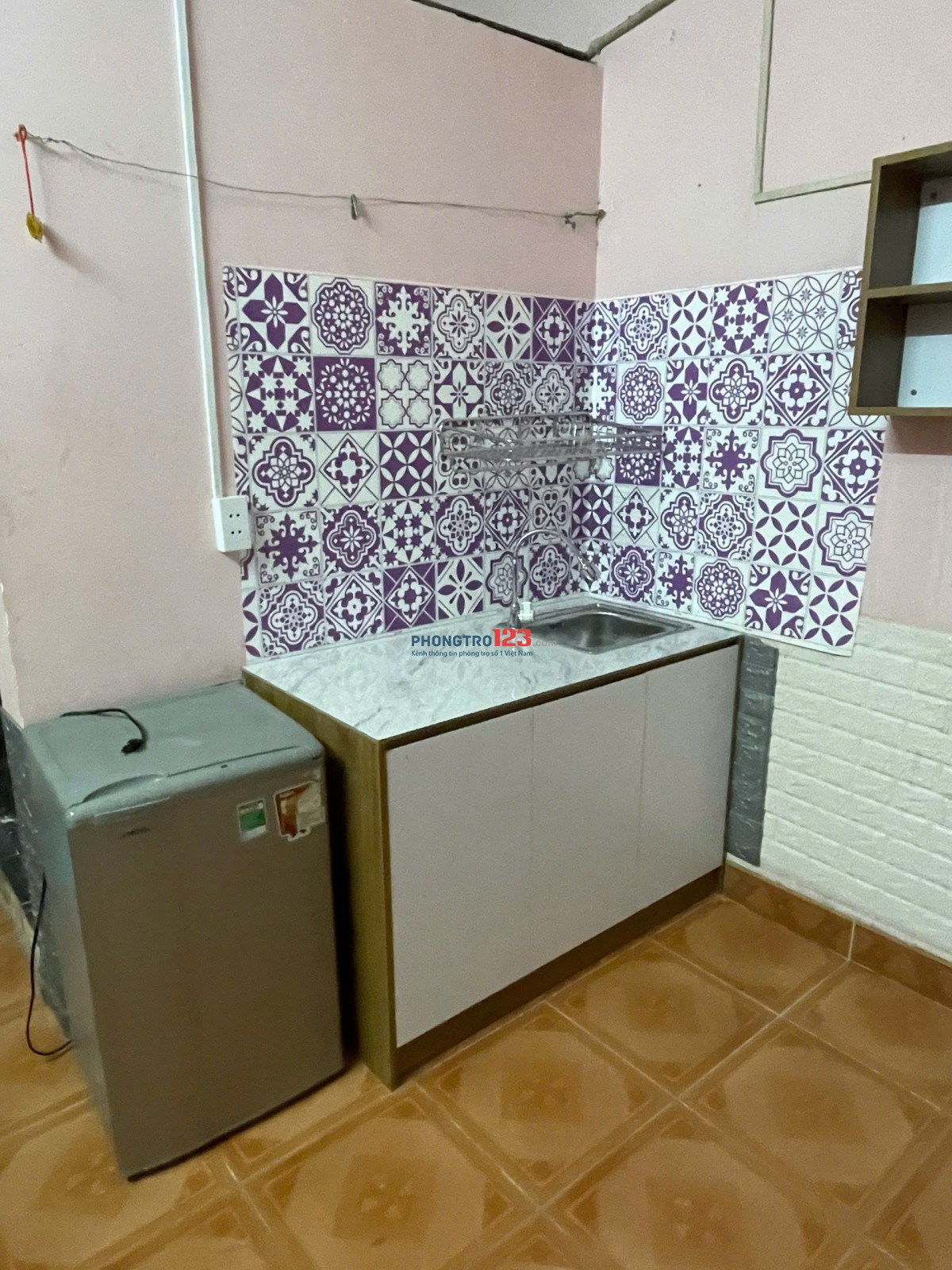 Phòng 18m2 Hồ Văn Huê, Phú Nhuận có nội thất giờ tự do 3,2tr