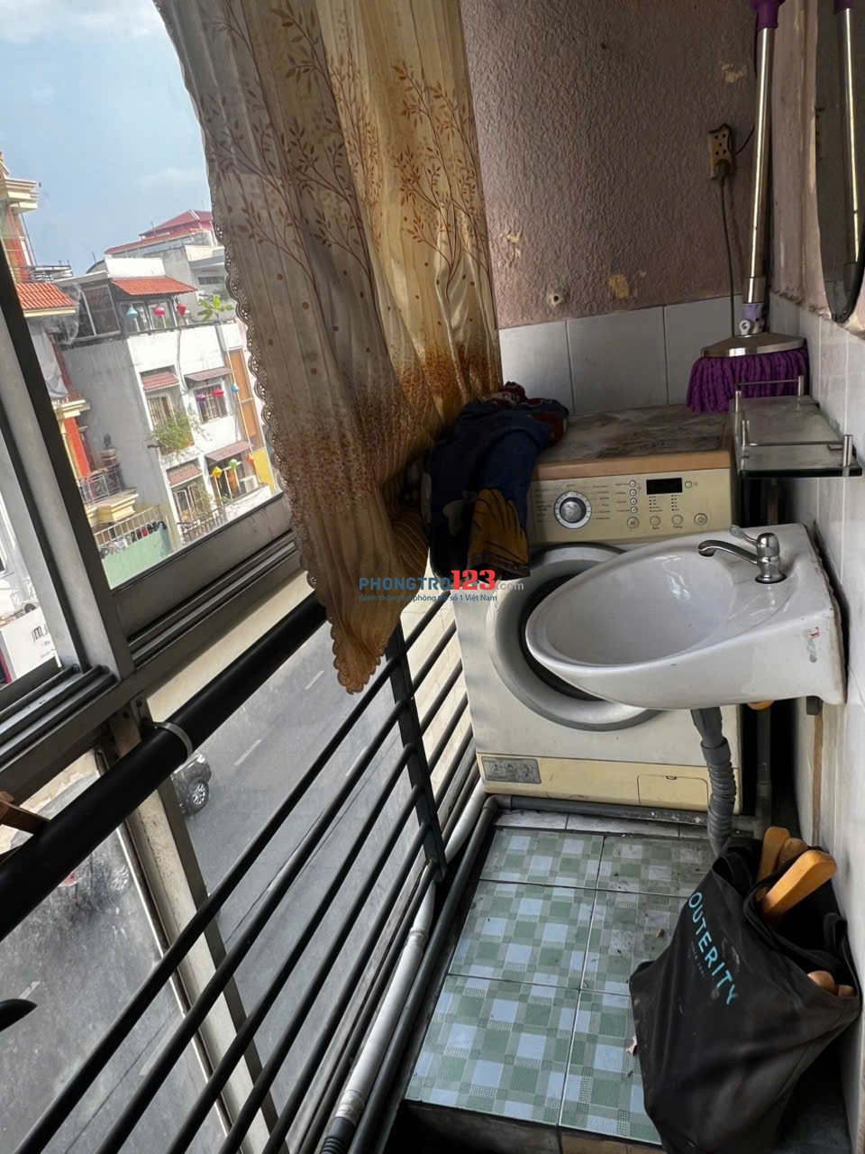 Phòng CÓ PHÒNG NGỦ + PHÒNG KHÁCH TÁCH RIÊNG BẾP