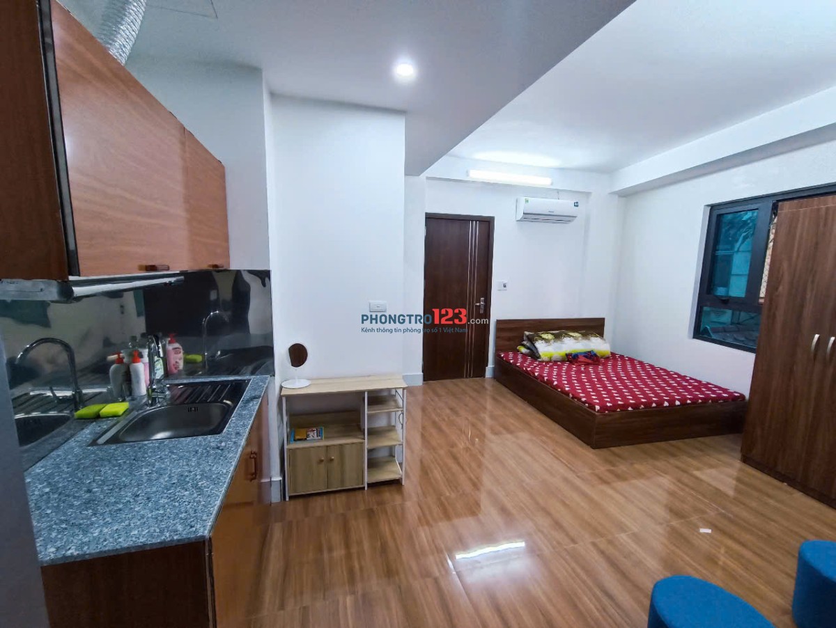 Phòng 28m2 - 2 cửa sổ 1 ban công - Đường Lê Văn Lương, Q Thanh Xuan
