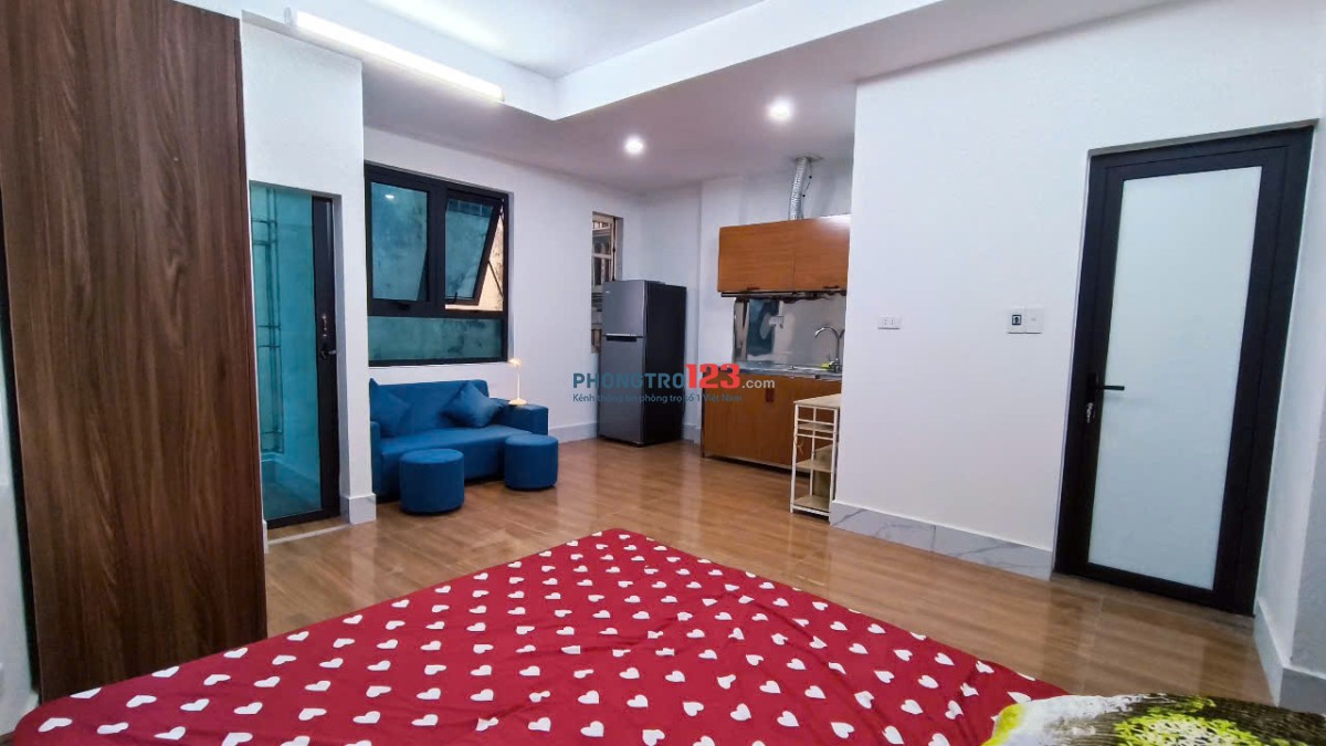 Phòng 28m2 - 2 cửa sổ 1 ban công - Đường Lê Văn Lương, Q Thanh Xuan