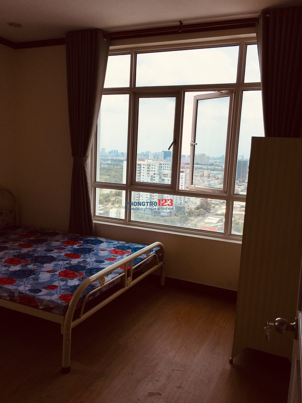 Còn duy nhất 1 phòng 2,6tr/th, Ở 187a lê văn lương, chung cư hoàng anh gold house .