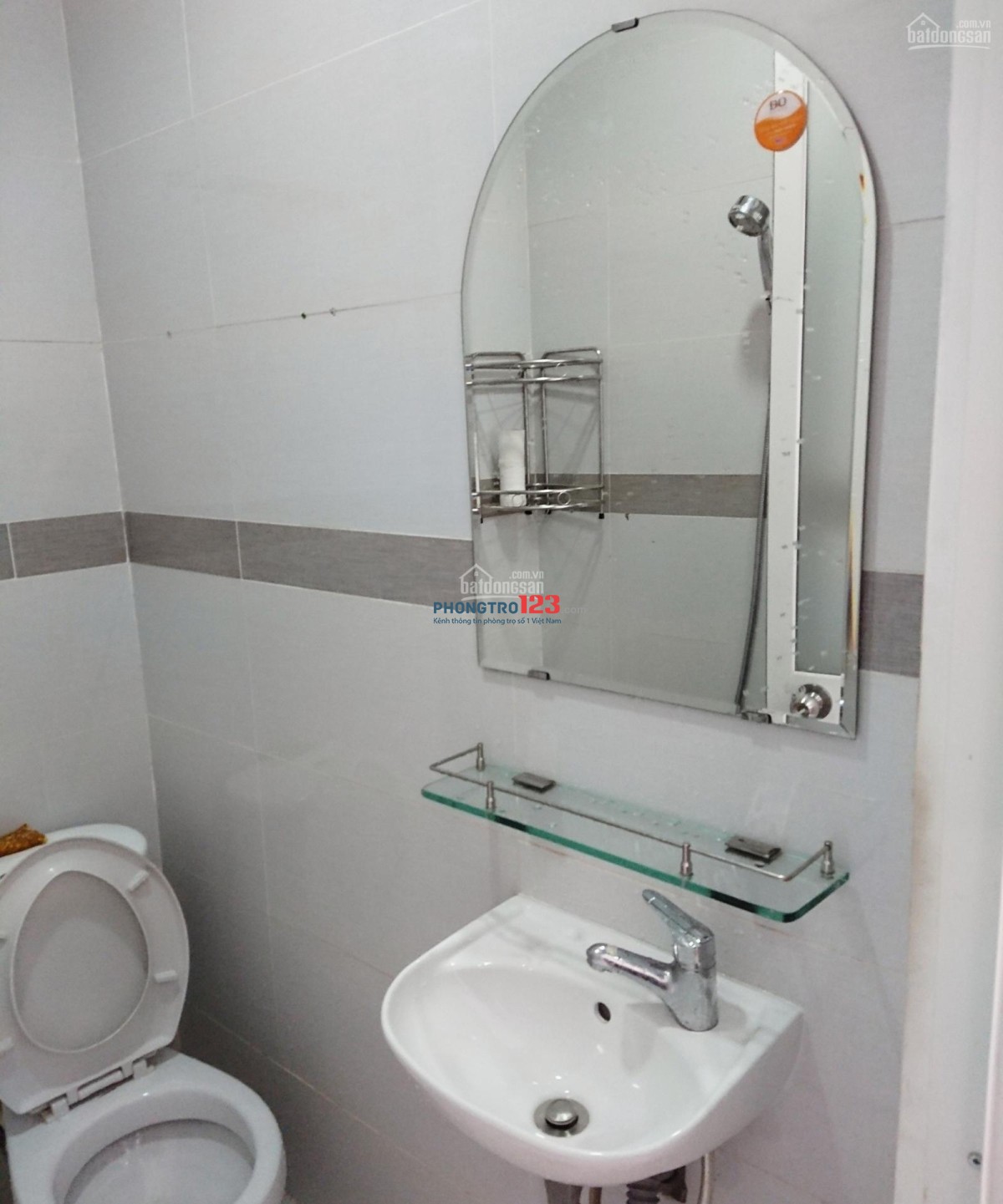 Phòng đẹp-Giá tốt trong nhà nguyên căn, 15m2, KDC 81, Trường Thọ, an ninh, yên tĩnh