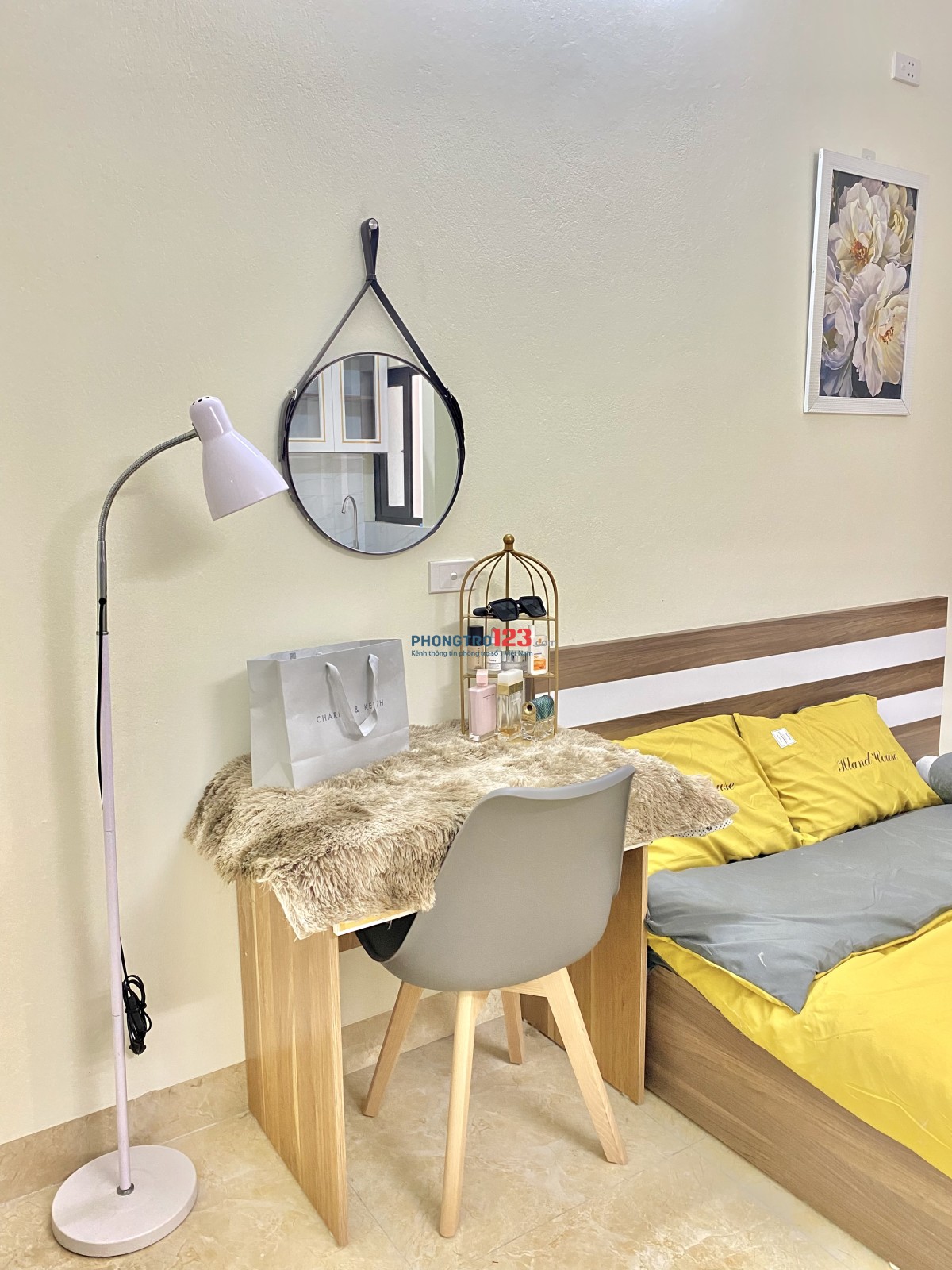 STUDIO TẠI 39 YÊN XÁ CHO THUÊ - FULL NT - GIÁ 3TR8