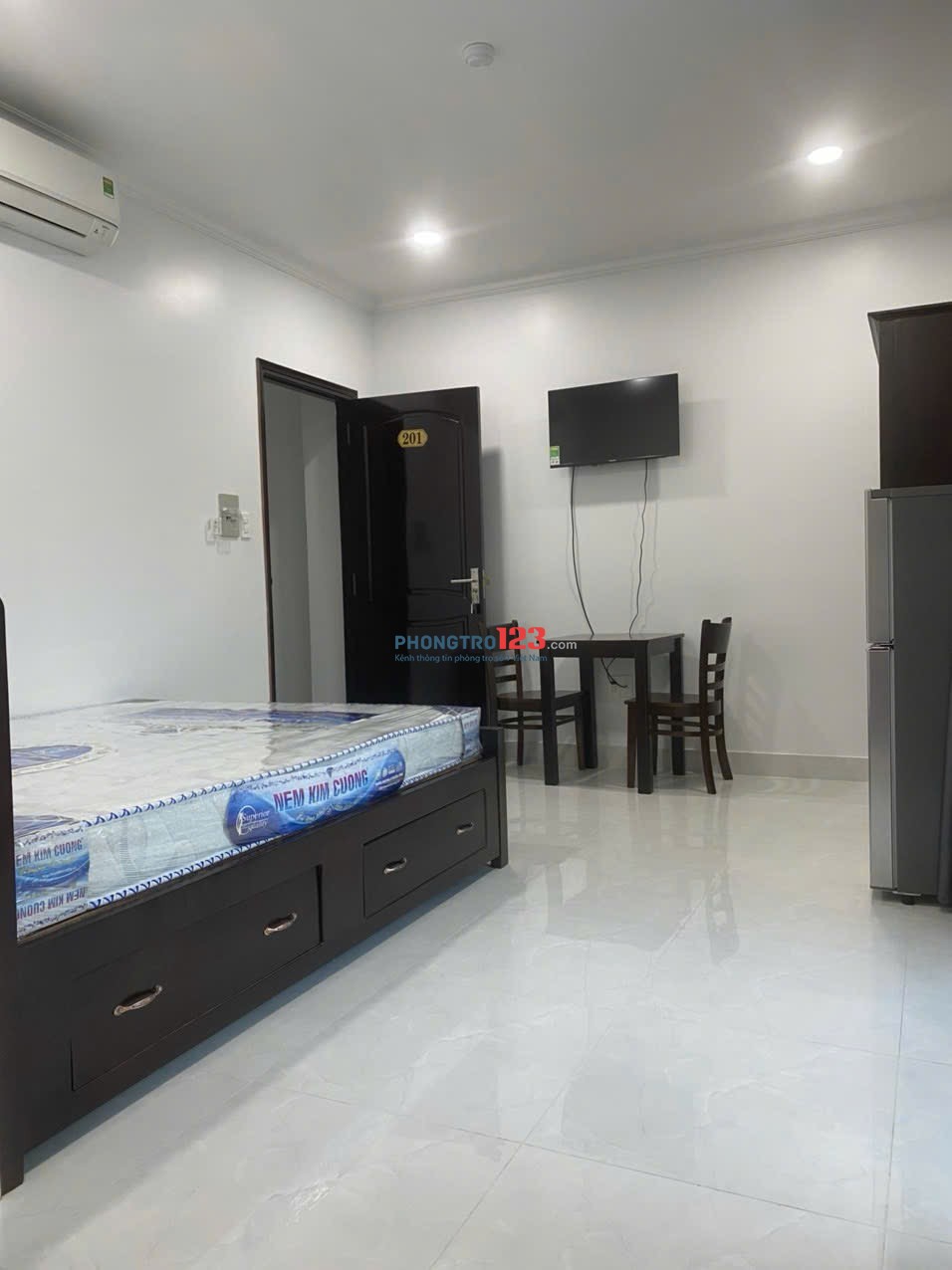 CHO THUÊ CĂN HỘ STUDIO BANCOL THOÁNG MÁT FULL NỘI THÂT XÓM CHIẾU, QUẬN 4