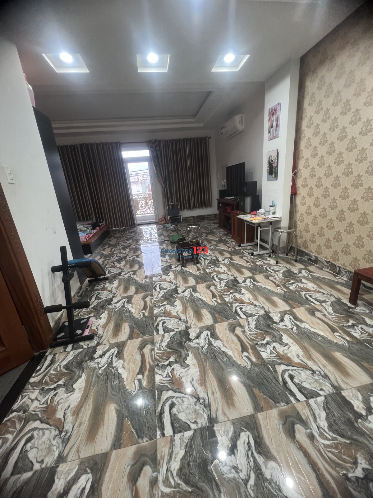 Cho Thuê Nhà Nguyên Căn Siêu Rộng 120m2, 4lầu 6PN tại Dương Văn Dương - Q. Tân Phú.