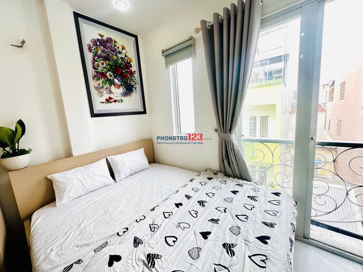 Phòng trọ Phú Nhuận 30m2 giáp Q3 gần Trường Sa thang máy, cửa sổ full nội thất đường Đặng Văn Ngữ