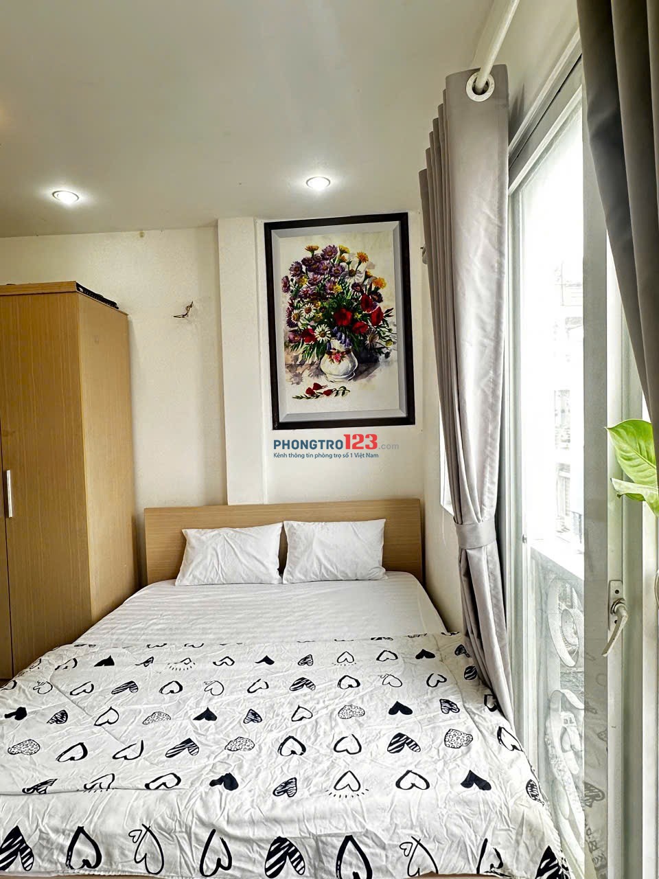 Phòng trọ Phú Nhuận 30m2 giáp Q3 gần Trường Sa thang máy, cửa sổ full nội thất đường Đặng Văn Ngữ
