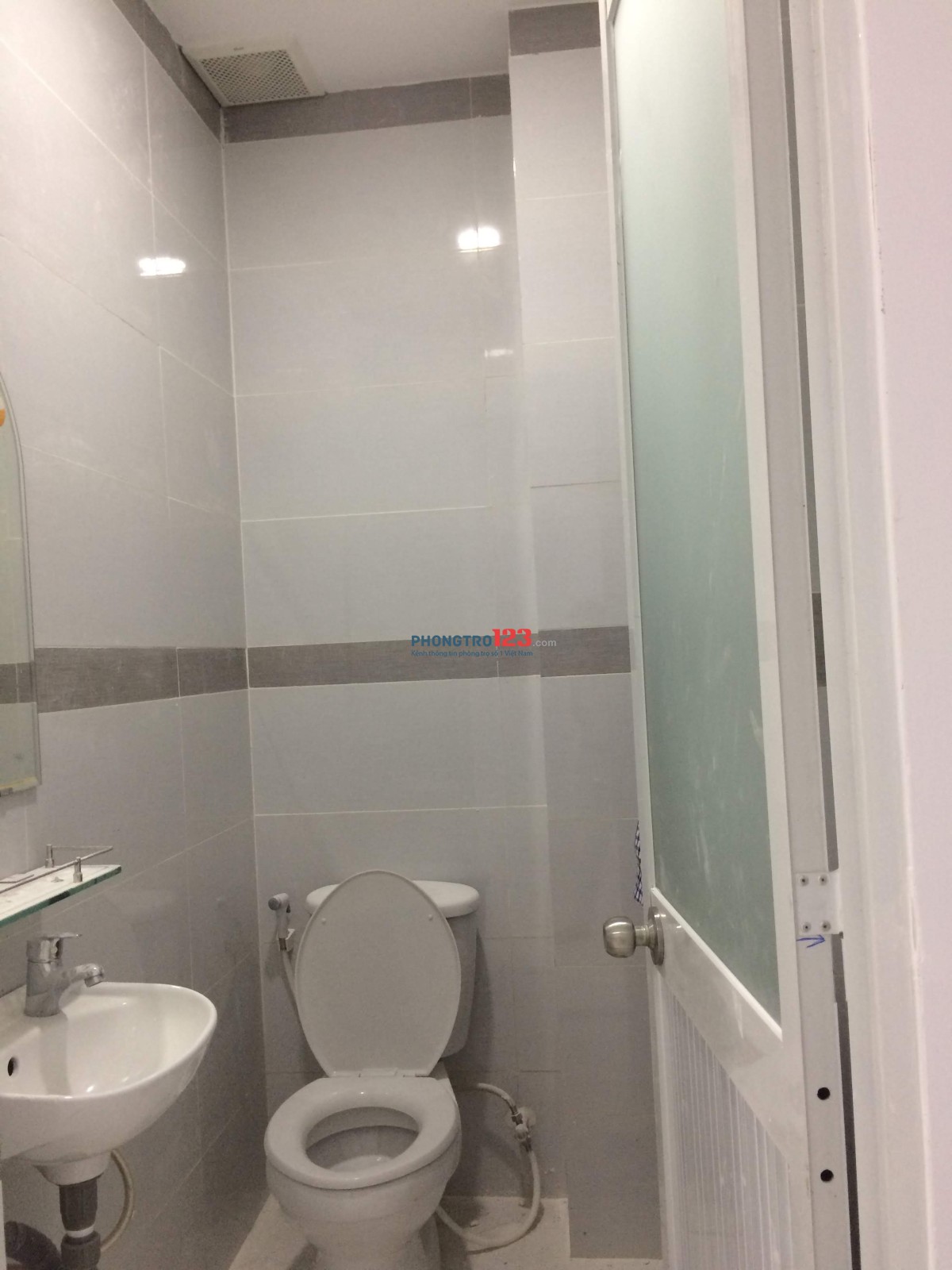 Phòng đẹp-Giá tốt trong nhà nguyên căn, 15m2, KDC 81, Trường Thọ, an ninh, yên tĩnh